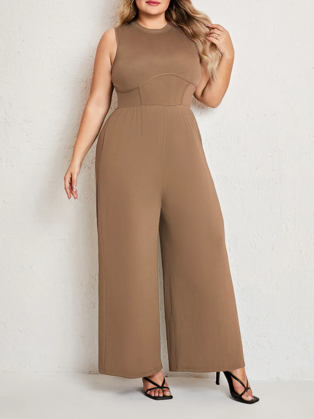 Ladies New Solid Color Sleeveless Straight Pants Suit