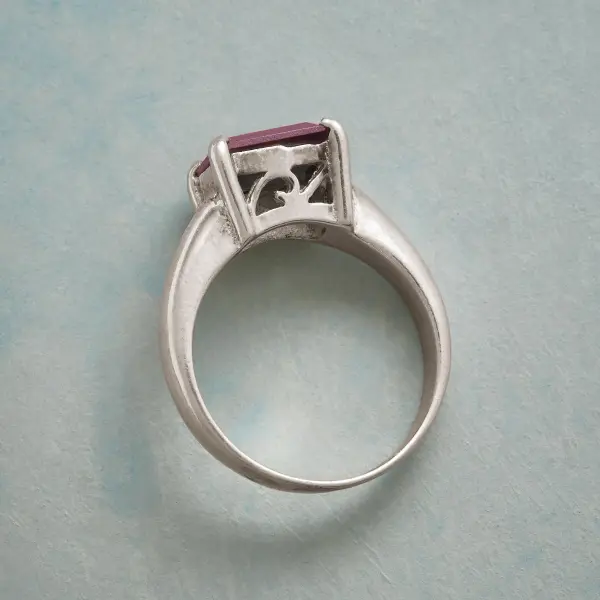 Queen Of Hearts Ring