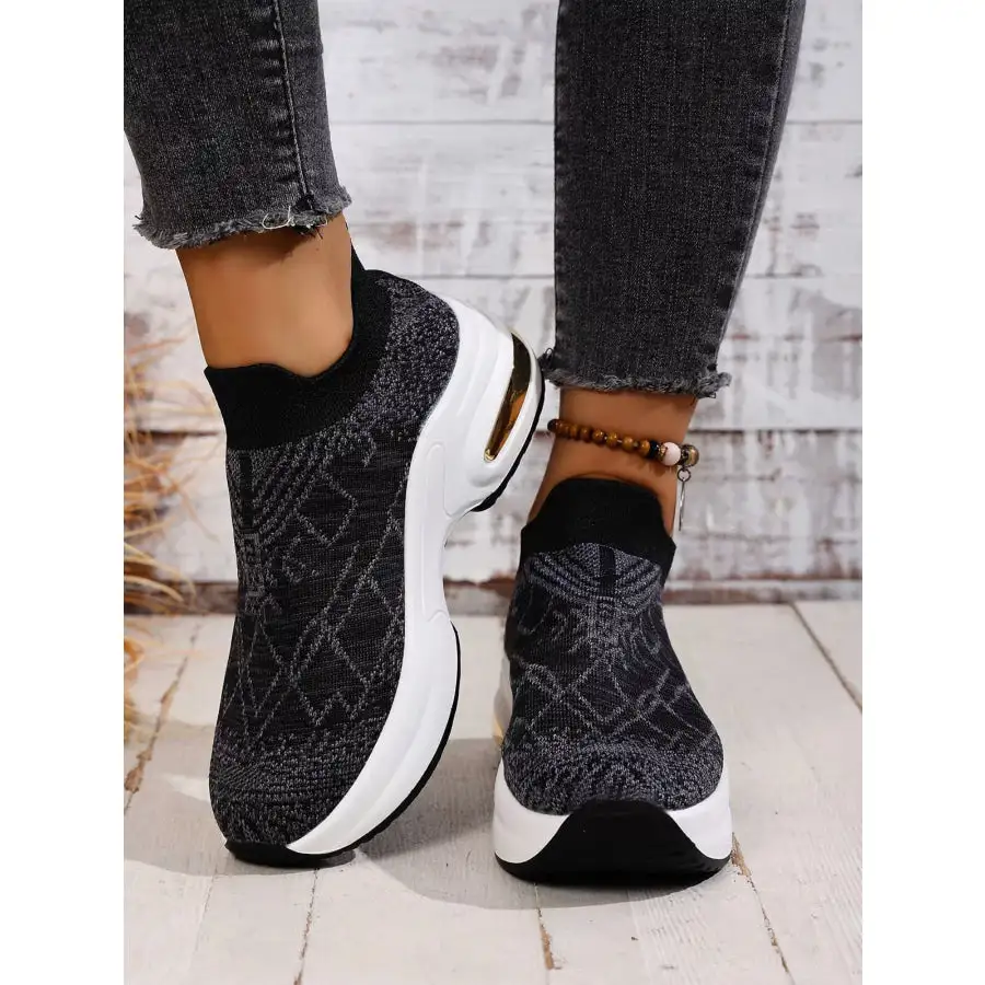 Mesh Round Toe Platform Sneakers