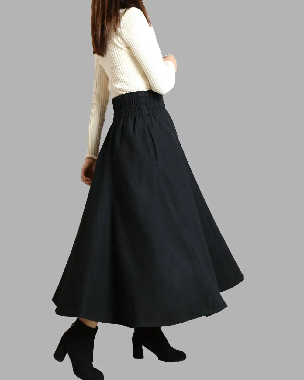 Soft Pocketed Wool Flared Maxi Skirt