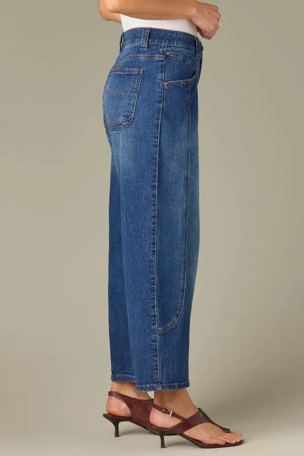 High Rise Petite Barely Barrel Jeans V-yoke Front