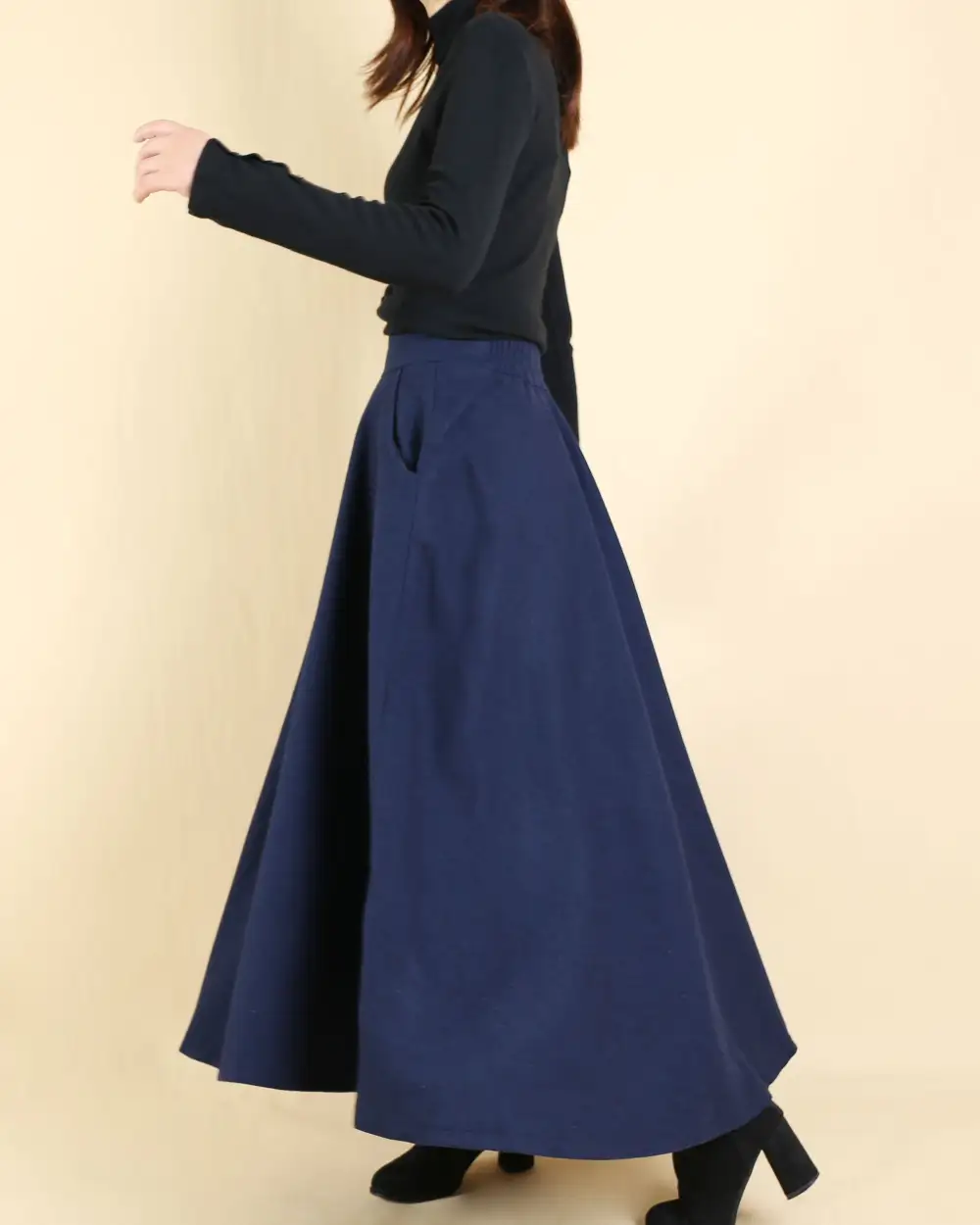 Relaxed Pocketed Wool Flared Maxi Skirt