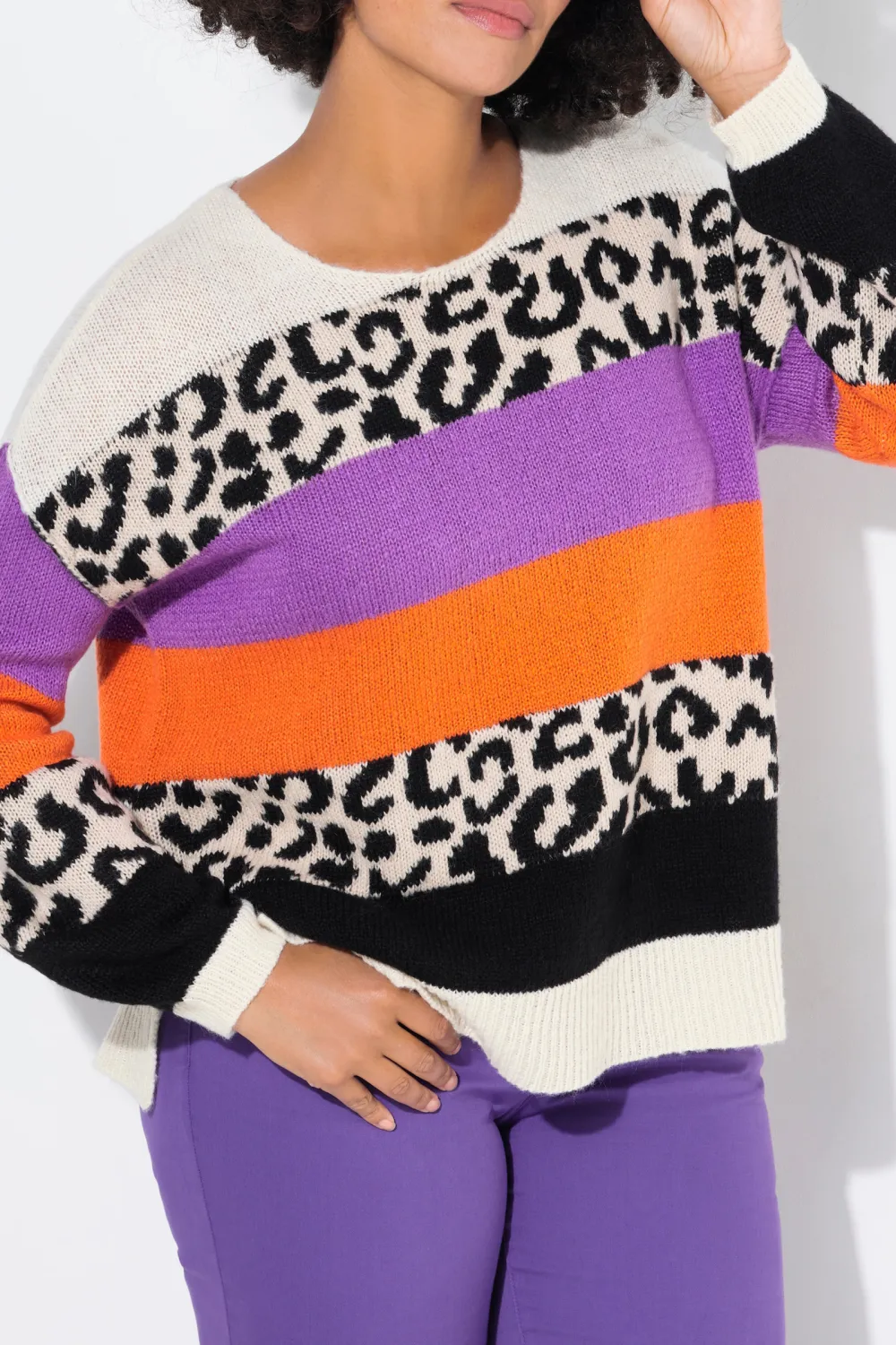 Leopard Print Contrasting Sweater