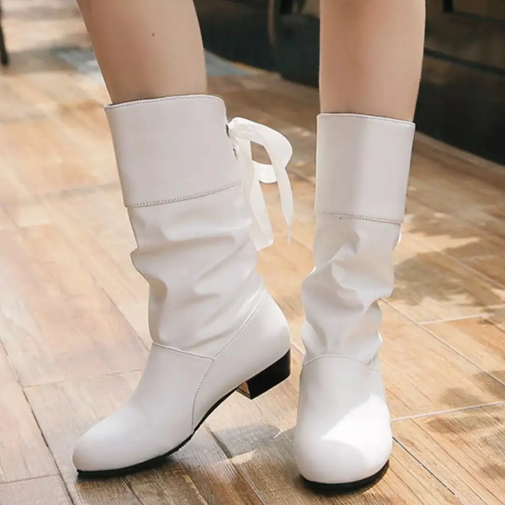 Lightweight Round Toe Block Heel Boots
