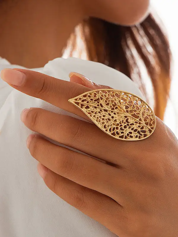 Geometric Alloy Statement Ring