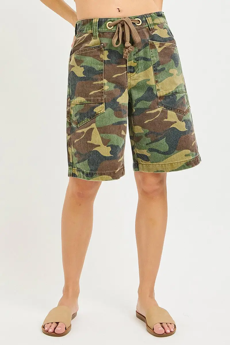 Camo Print Slouchy Casual Shorts