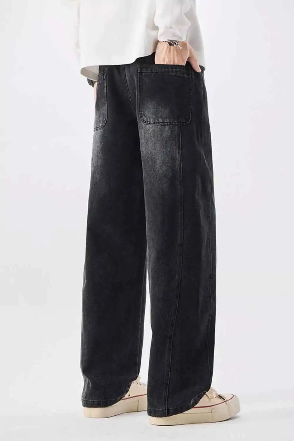 Relaxed Vintage Wash Wide Leg Jeans