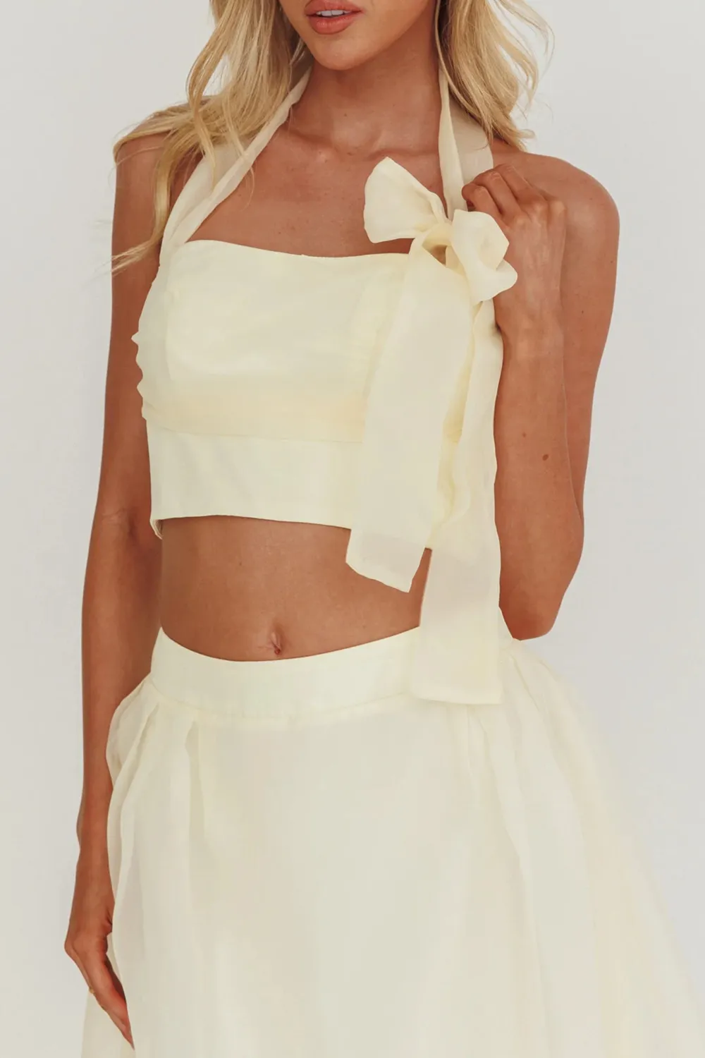Fashionable Slim Bow Tie Top