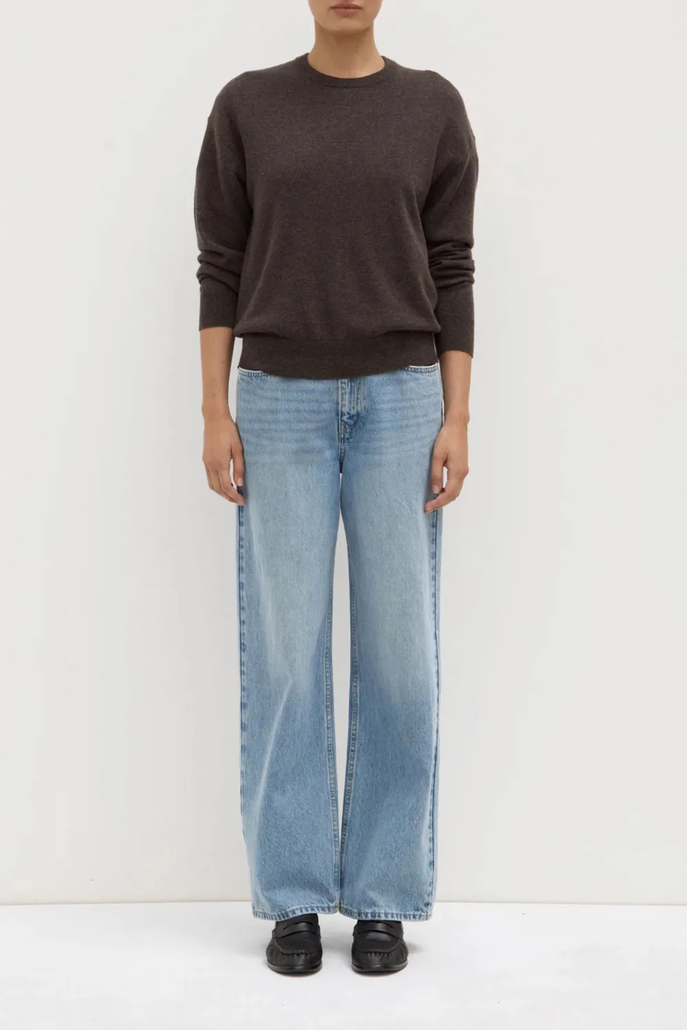 Ribbed Mouth Loose Sweater