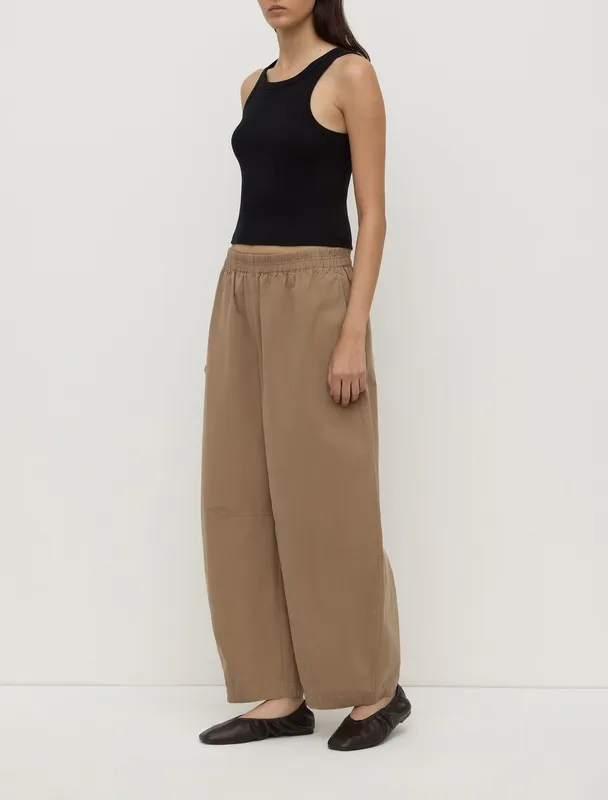 Dark Tan Voluminous Cotton Barrel-Leg Pant