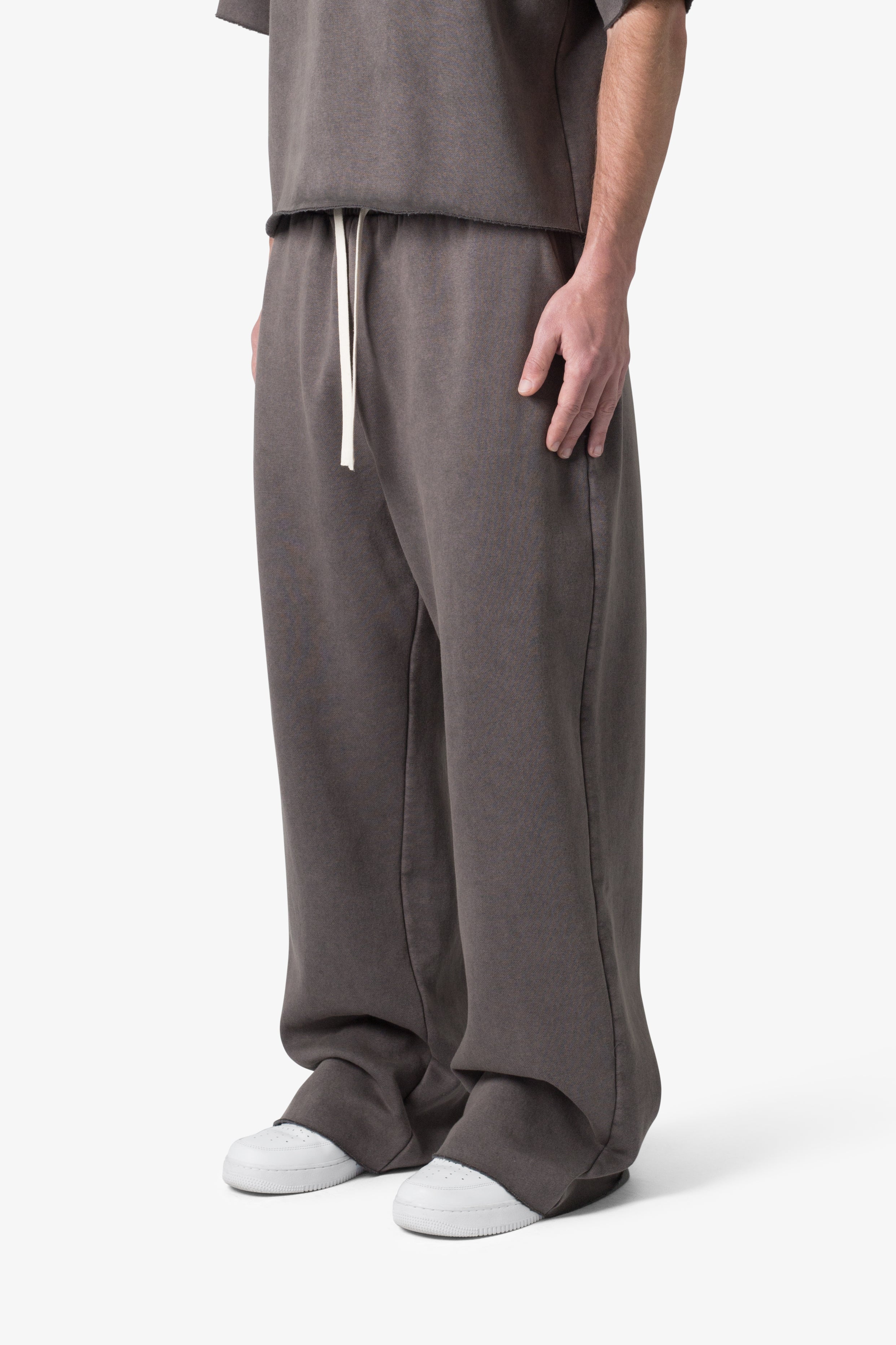 Washed Ultra Baggy Sweatpants - Washed Black