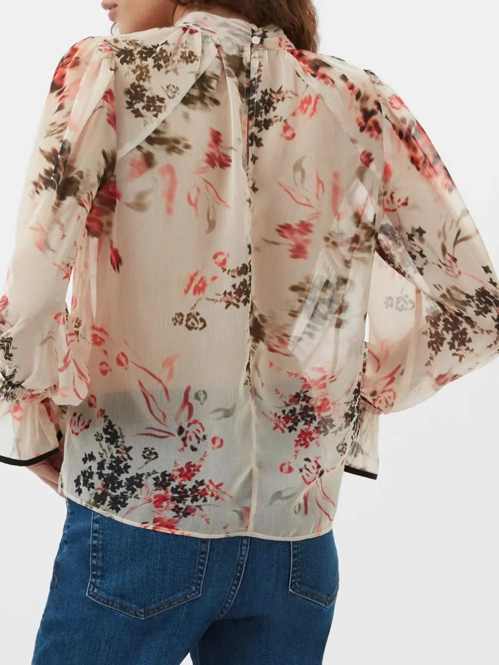 Elegant And Elegant Printed Hollow Top