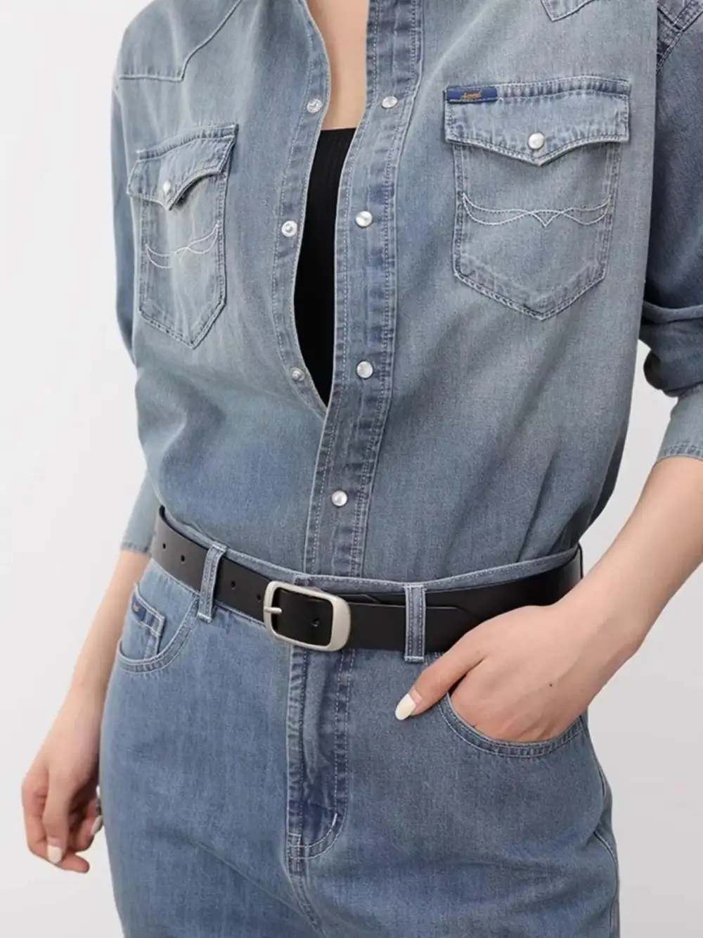 Light Leather Belt with Buckle