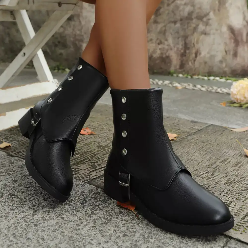 Structured Round Toe Block Heel Boots
