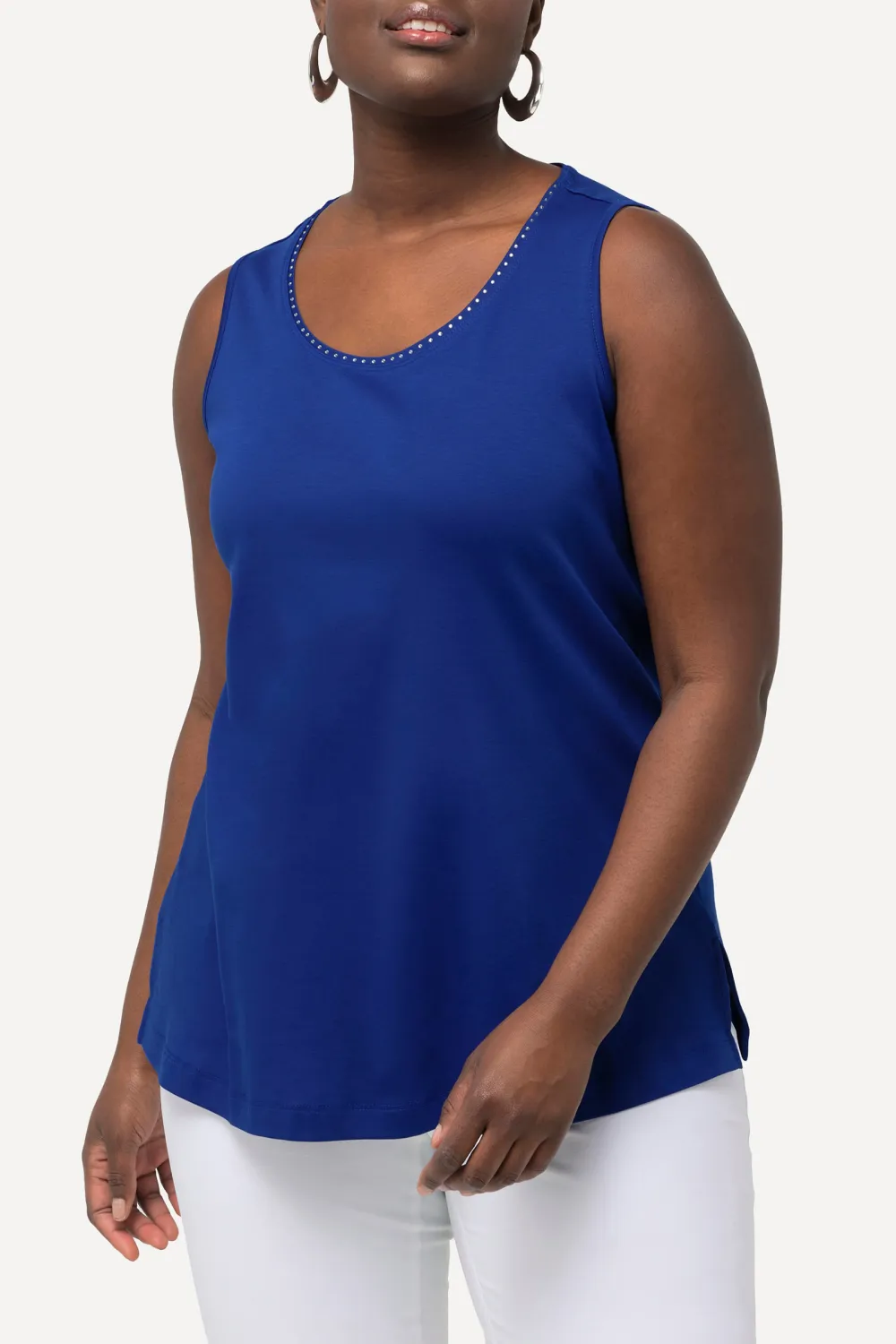 Women's Round Neck Vest With Diamond Studded Collar
