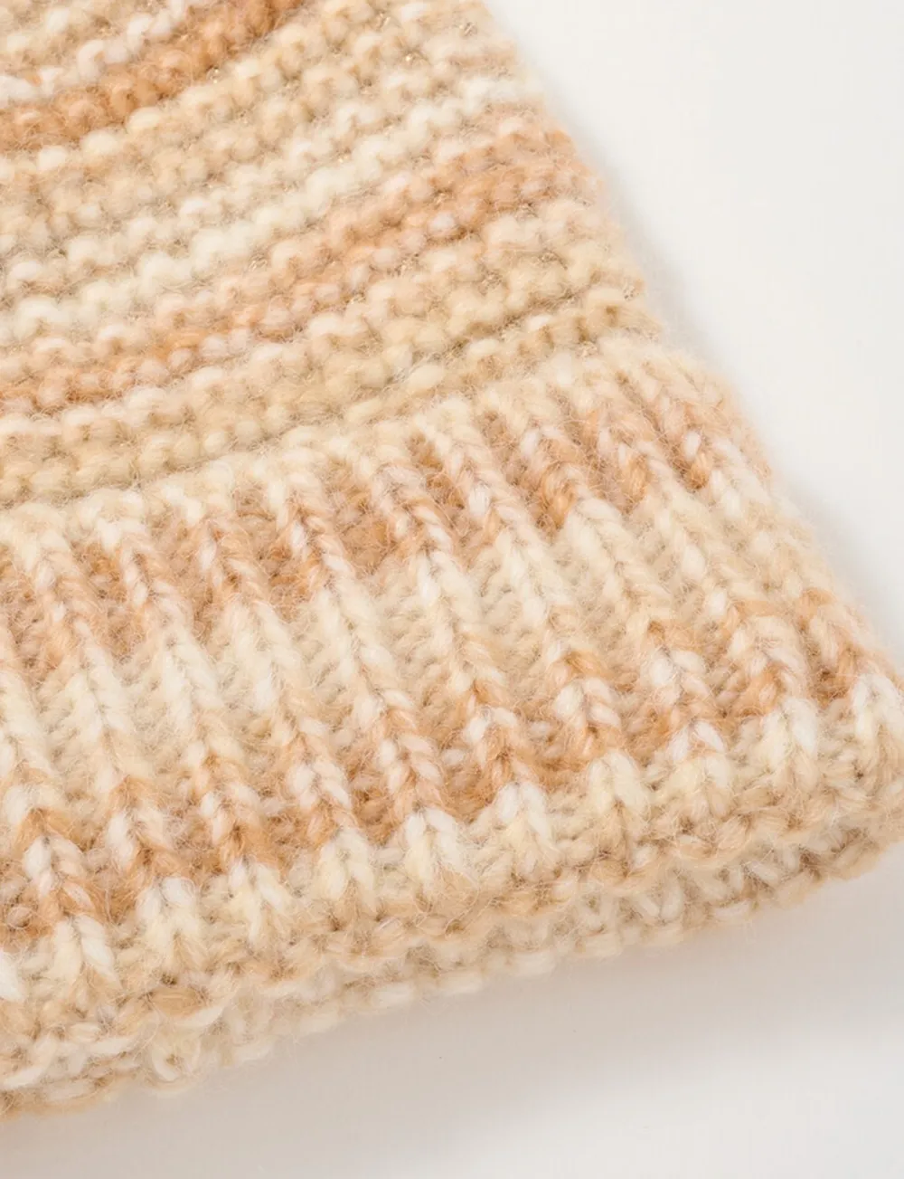 Fashionable Contrast Ribbed White Pom-Pom Hat