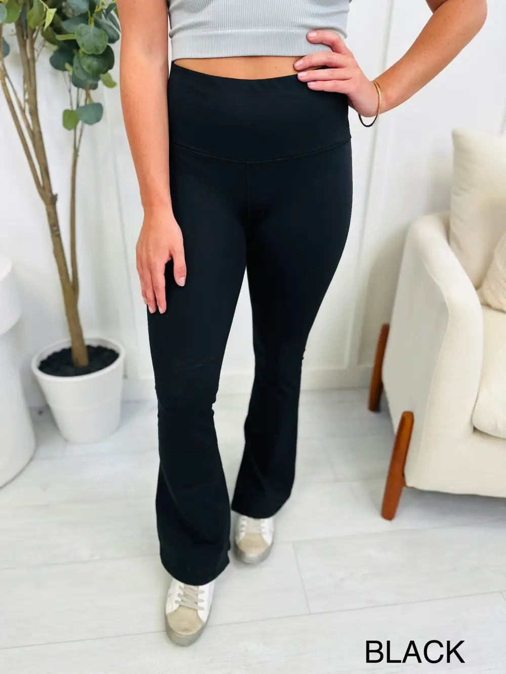 Solid Button Fly High Waist Capri Jeans