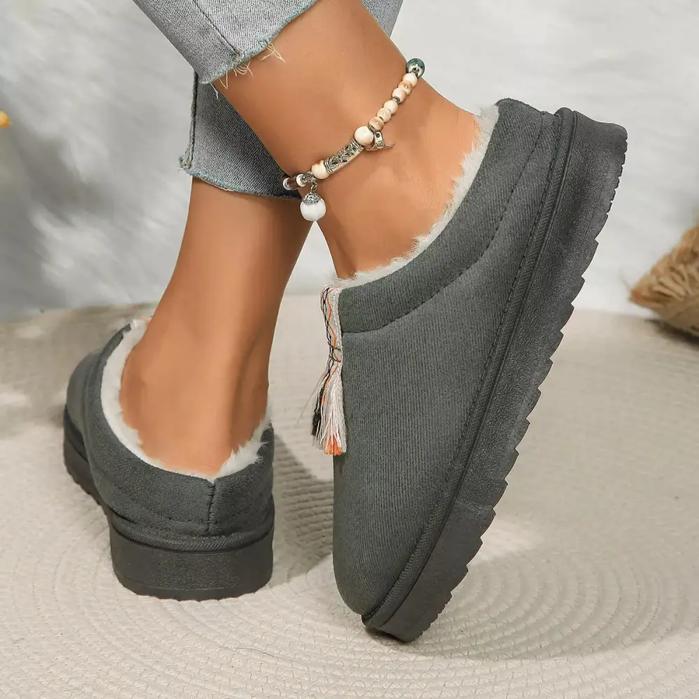 Refined Round Toe Platform Slippers