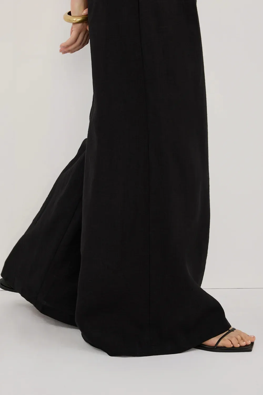 BLACK WIDE LINEN PANT