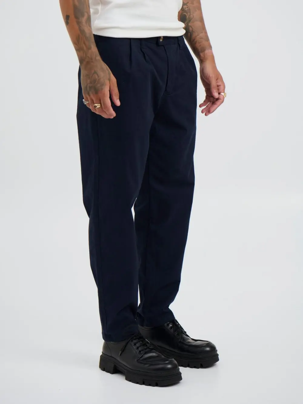 Simple And Soft Daily Slim Cotton Navy Pant