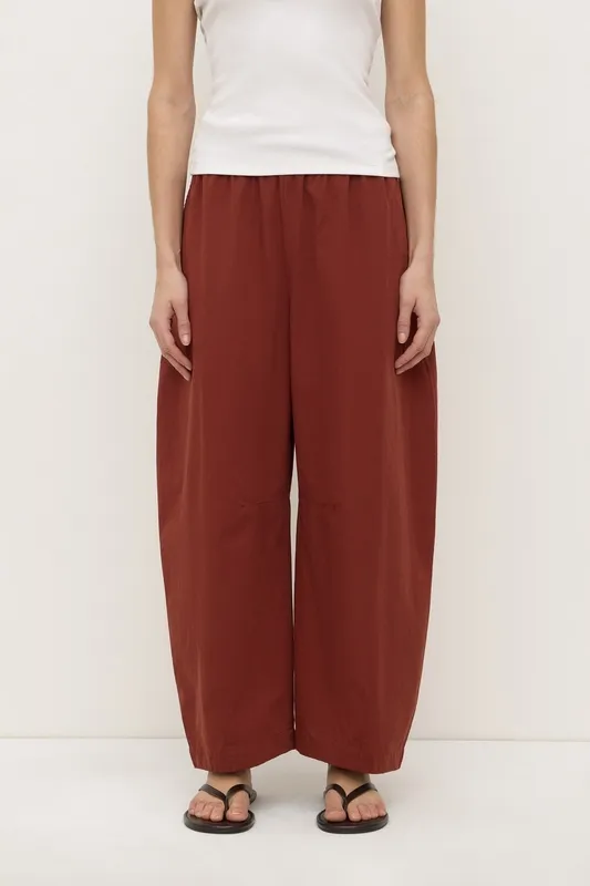 Russet Voluminous Cotton Barrel-Leg Pant