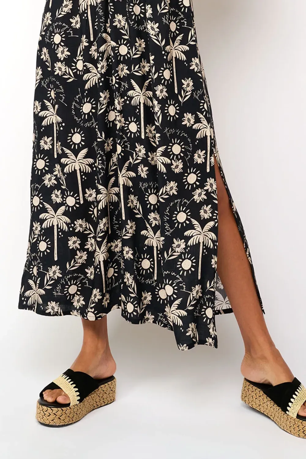 Black And White Palm Print Short Sleeve Maxi Dress