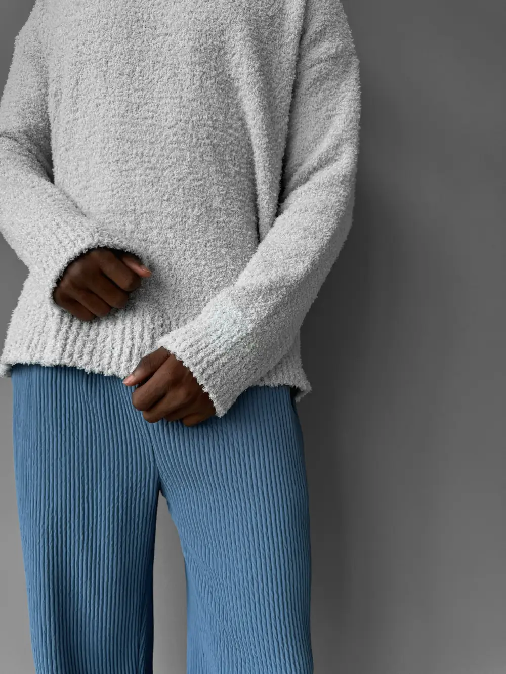 Clean Relaxed Pullover