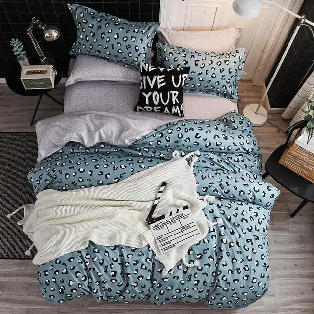 (Store Closing Sale) Duvet Cover Flat Bed Sheet Bedding Set