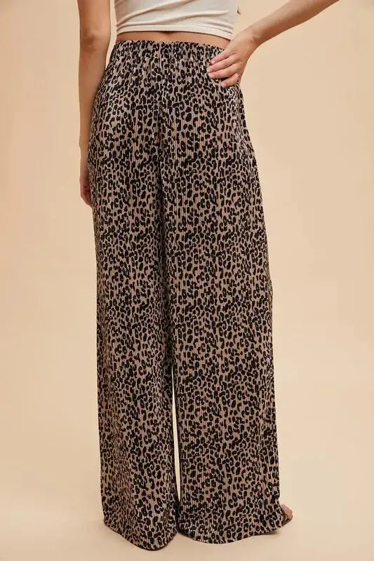Everyday Leopard Trousers