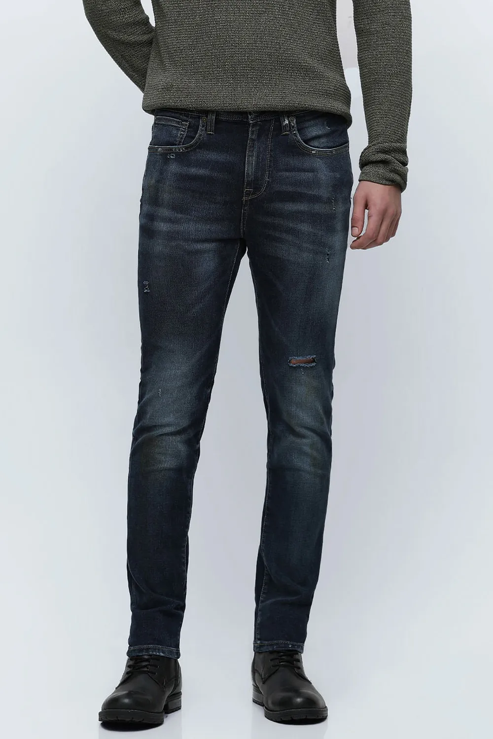 Mid Rise Fit Jeans