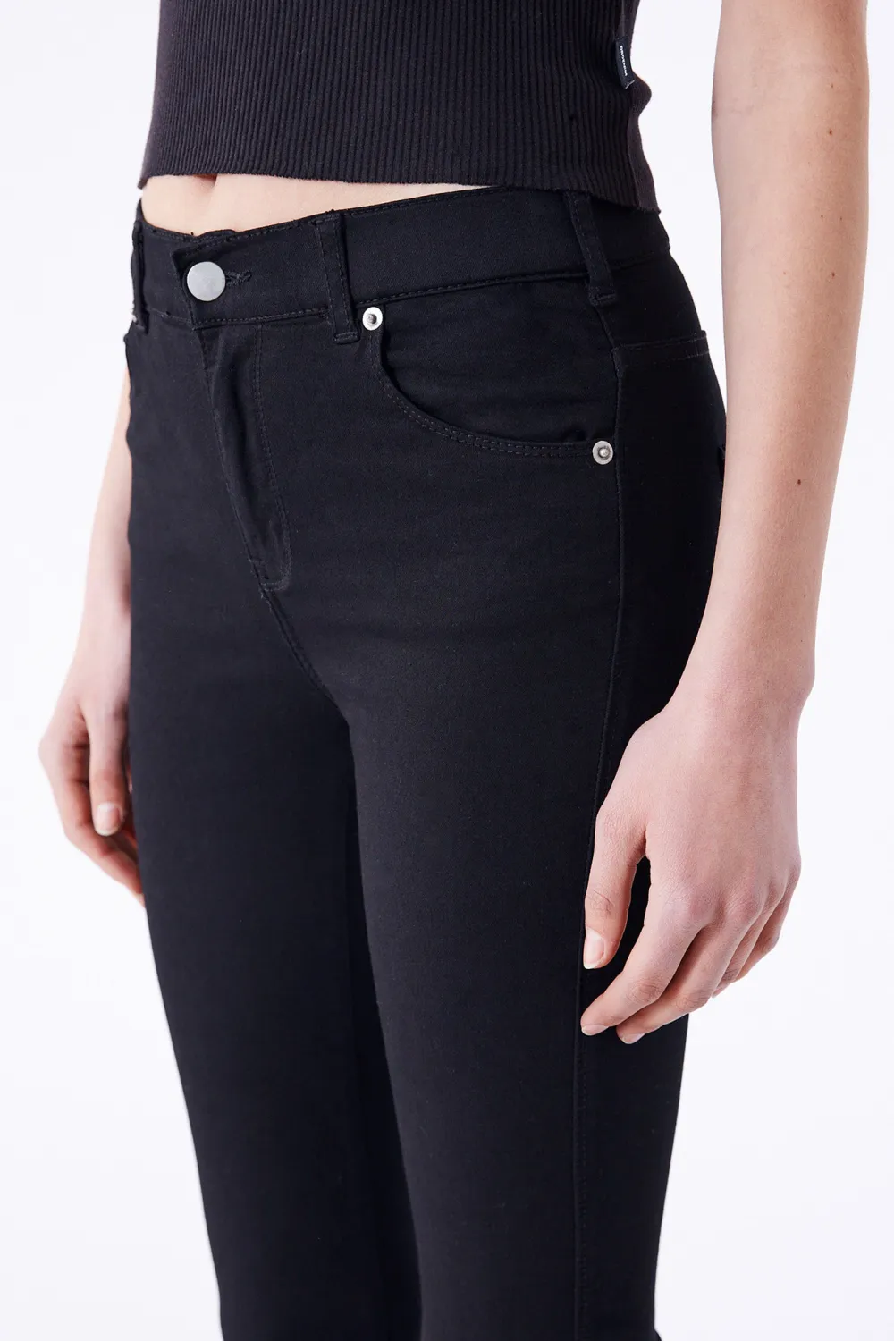 Everyday Solid Loose Black Flared Jeans