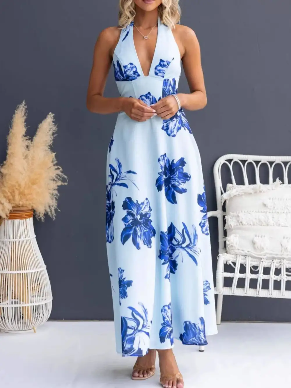 Clean Line Floral Printed Maxi Dress