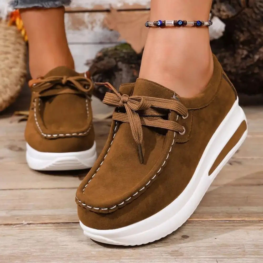 Versatile Round Toe Platform Sneakers
