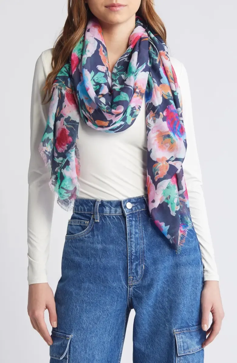 FLORAL PRINTED FRINGE SCARF