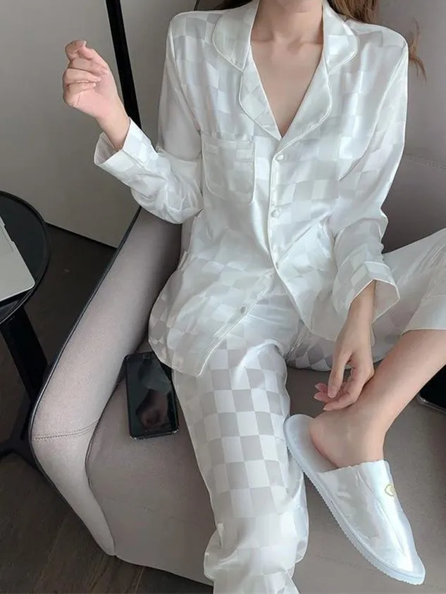 Regular Sleeve Loose Satin Simple Plaid Pajama Set