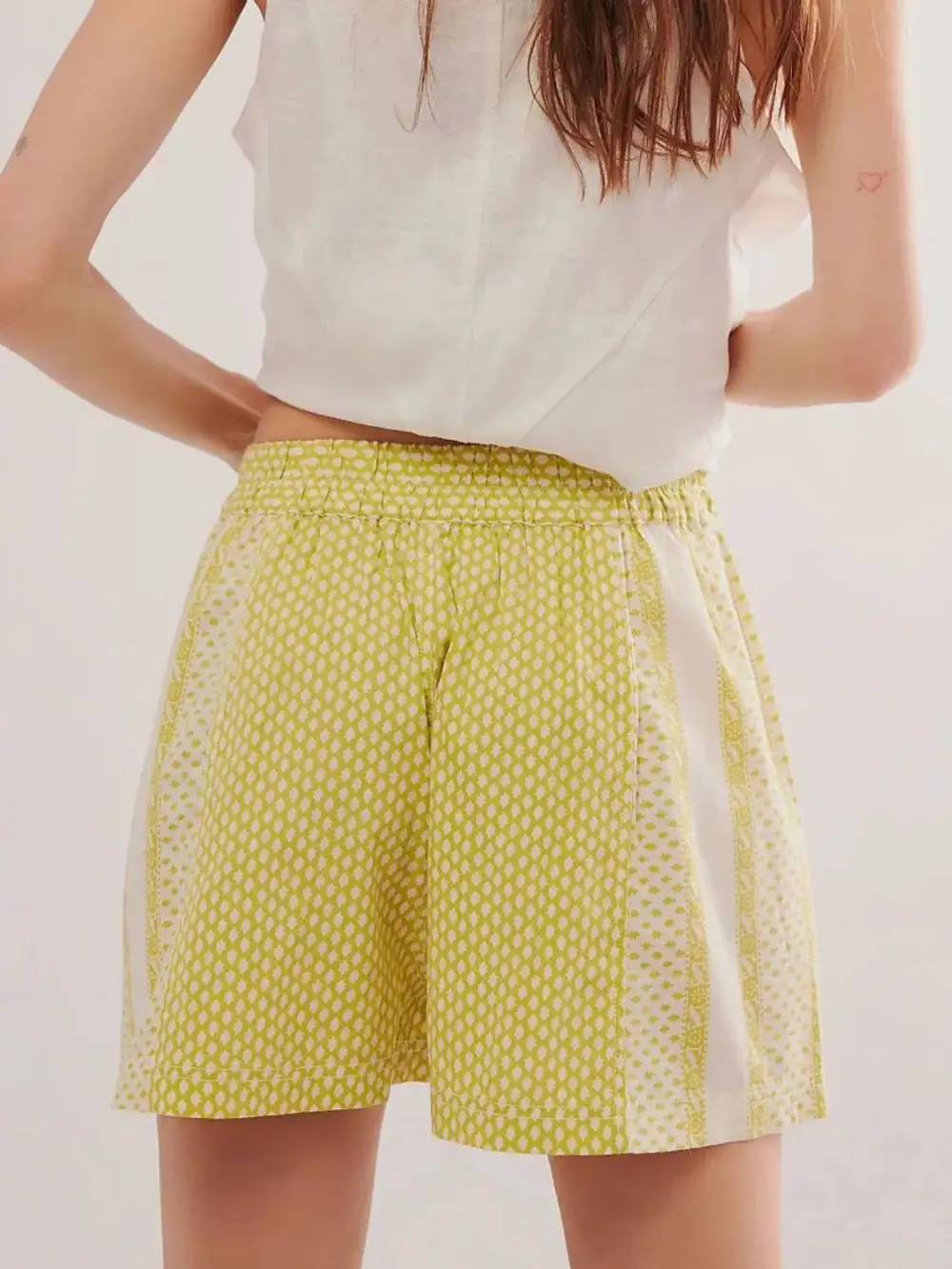 Easygoing Elastic Waist Shorts