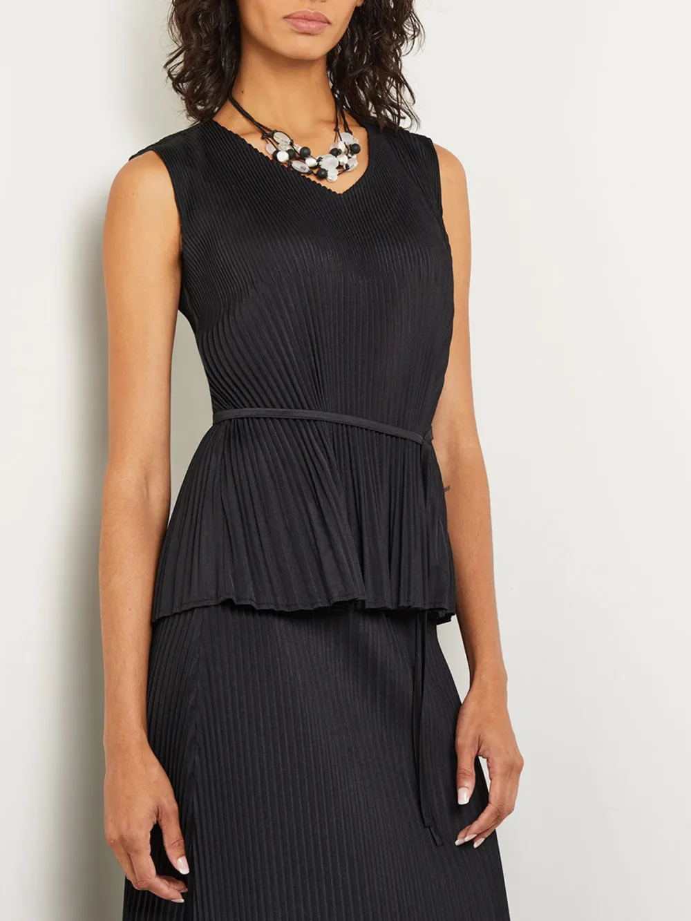 Waist Pleated V-Neck Vest