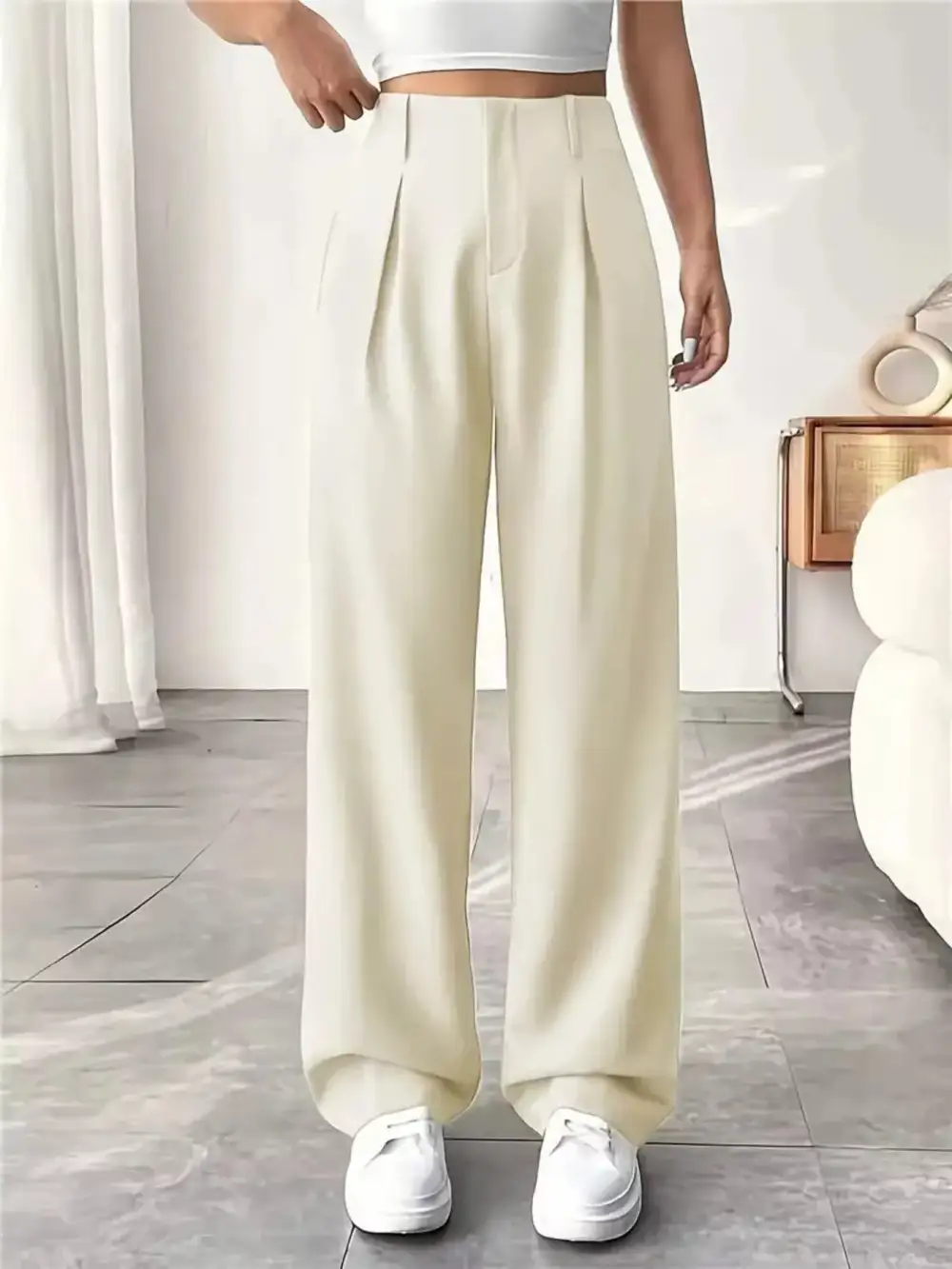 Everyday Wide Leg Pleated Pants