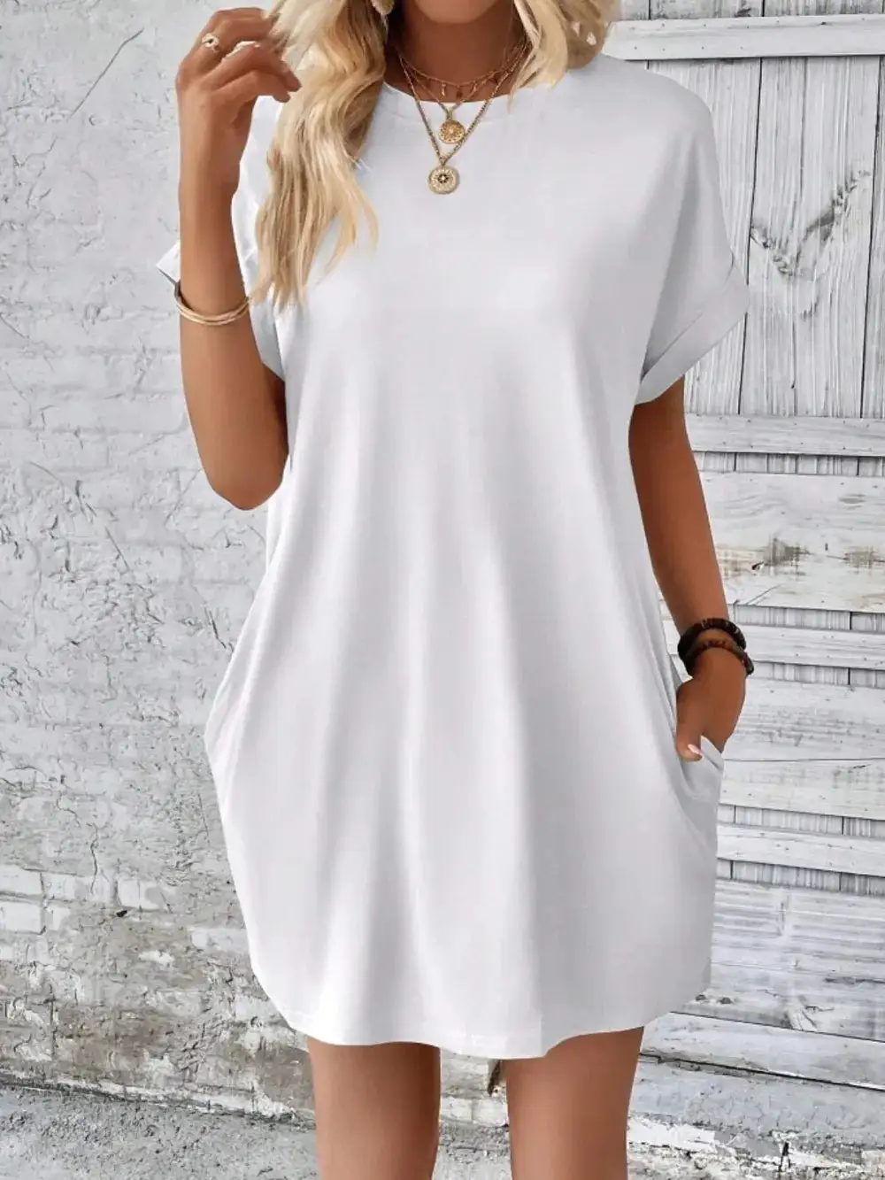 Relaxed Pocket Detail Round Neck Dress