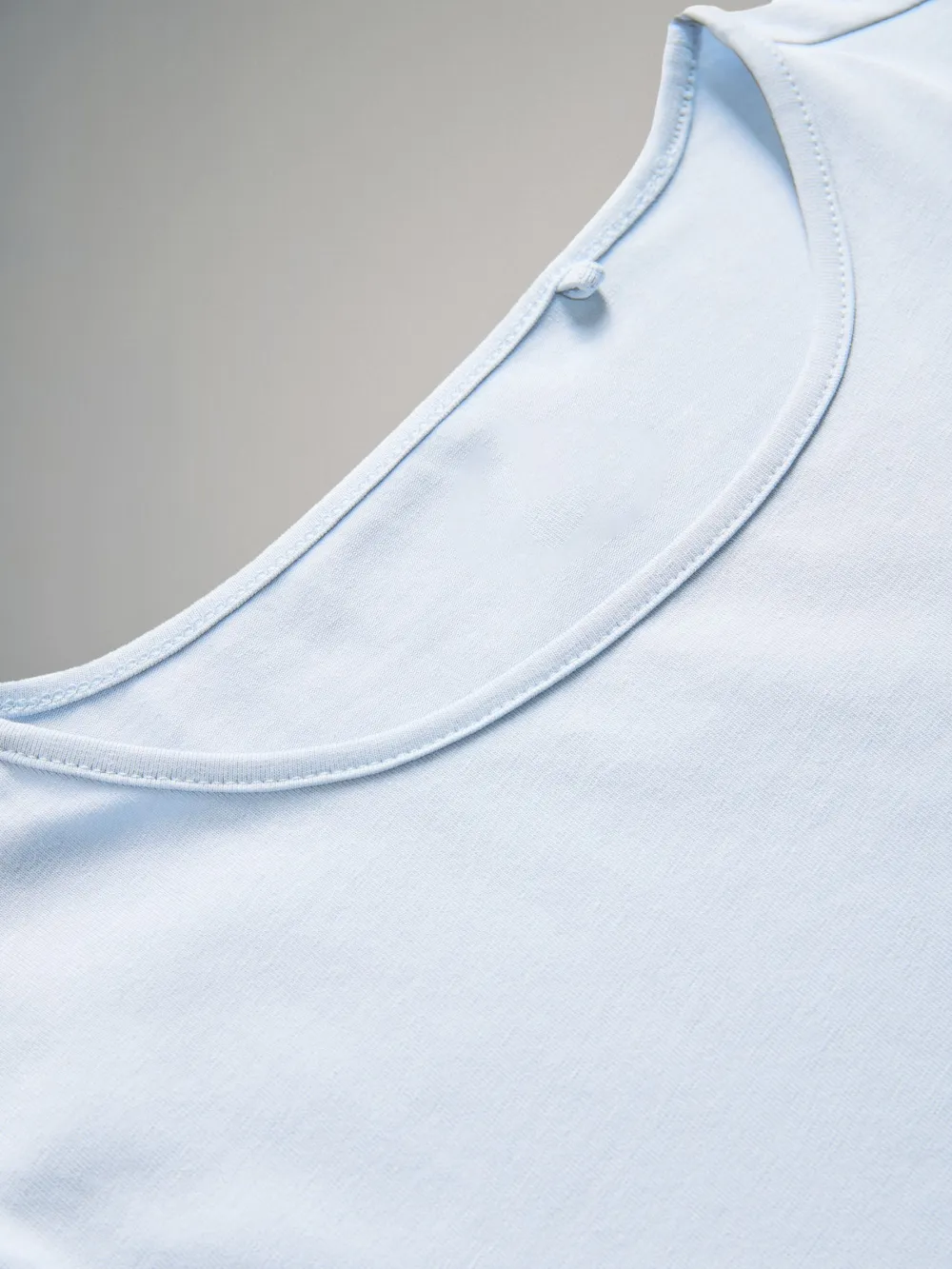 5-Piece Fitted Round Neck T-Shirt Set