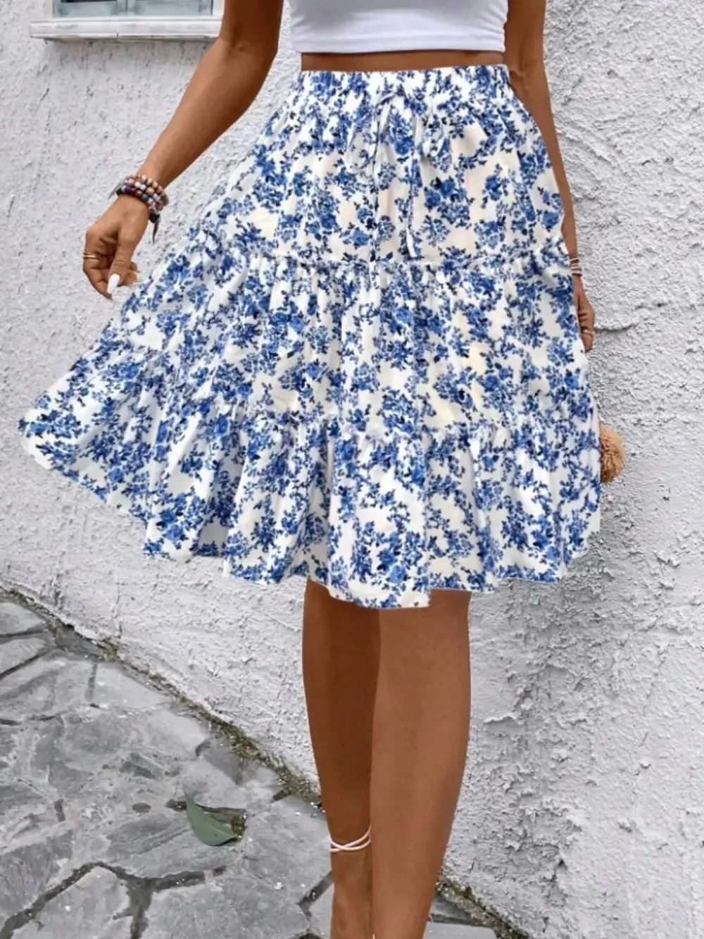 Textured Ruffle Trim Printed Silhouette Skirt
