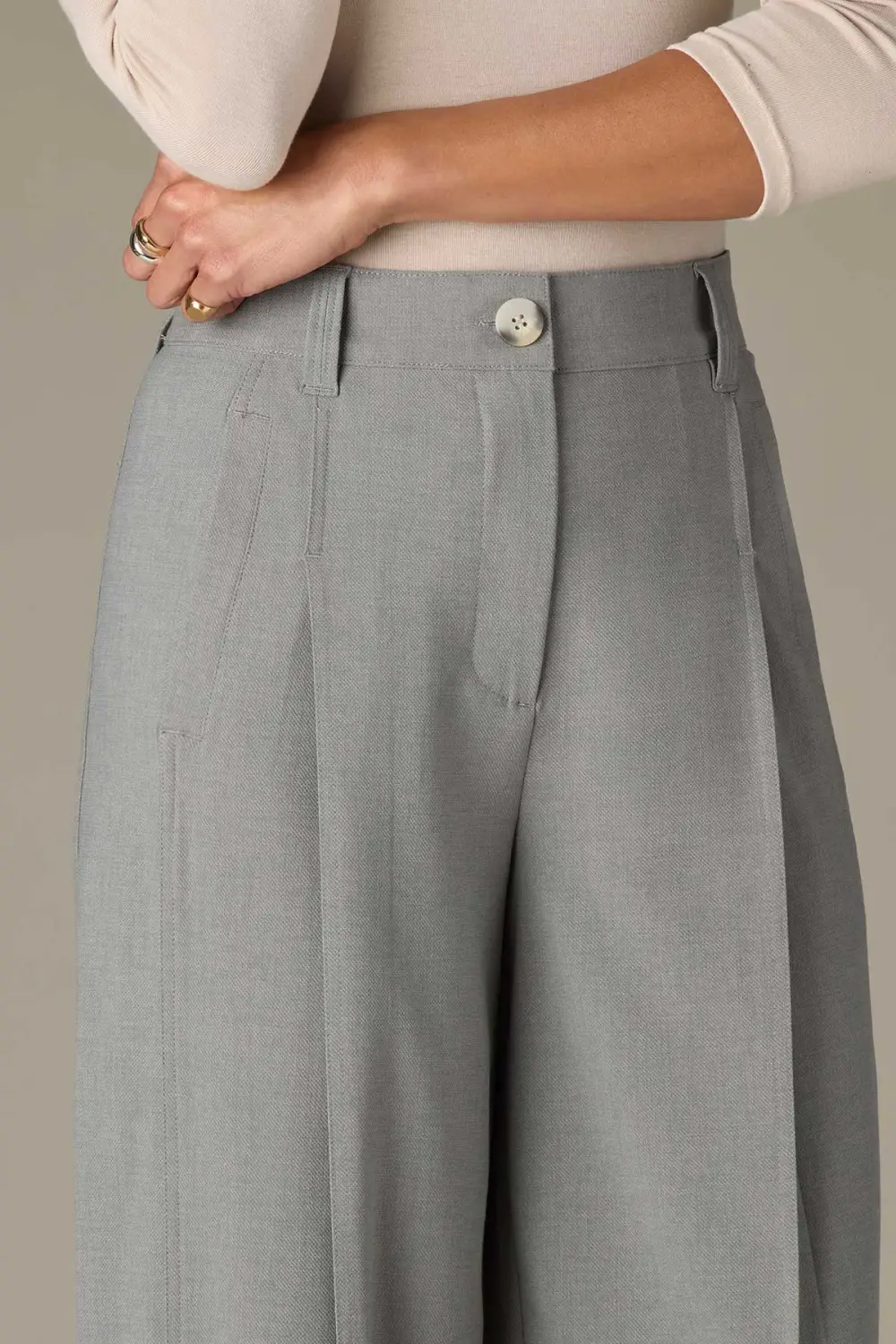 Petite Pleated Barrel Leg Trousers