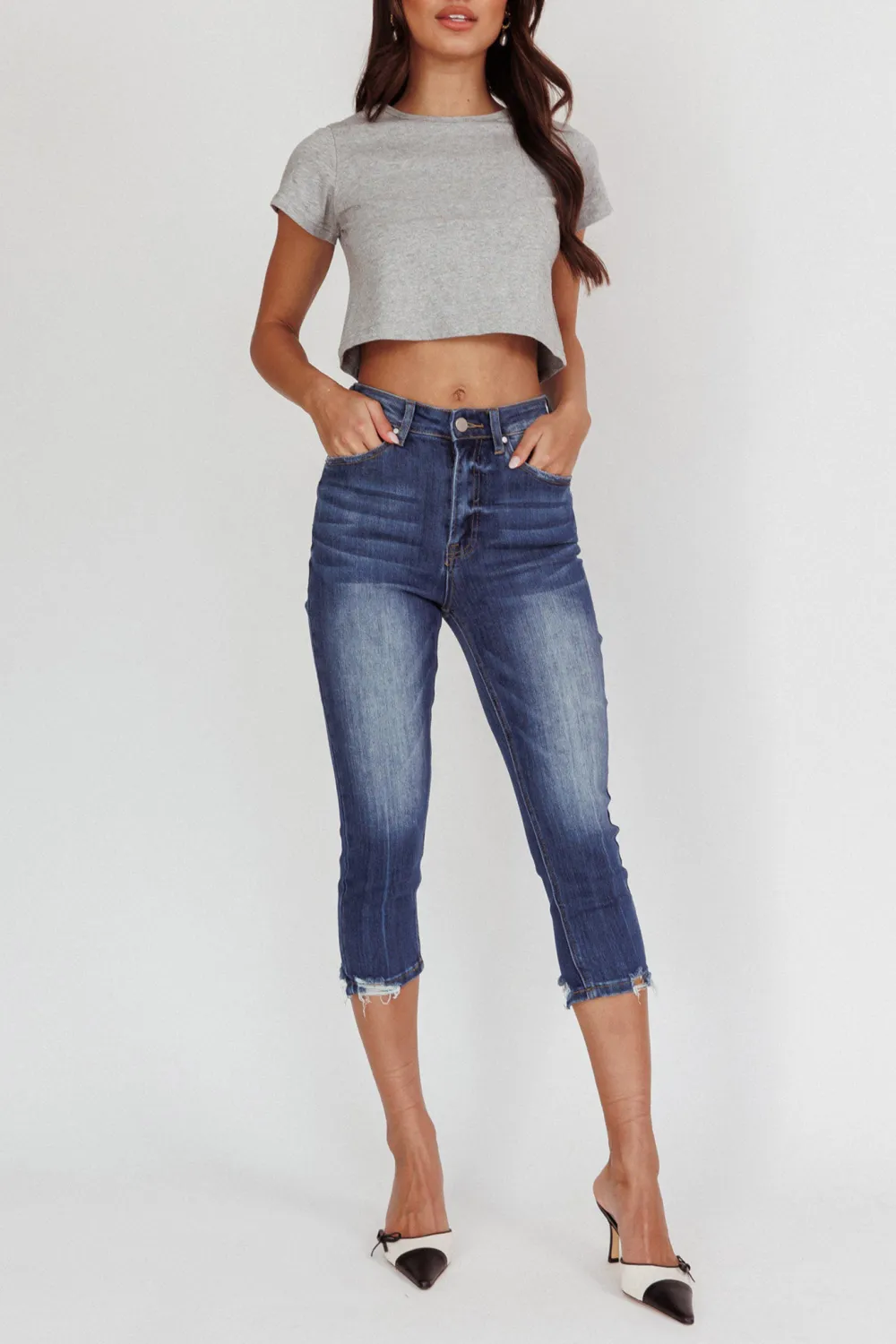Simple Basic Cropped Jeans
