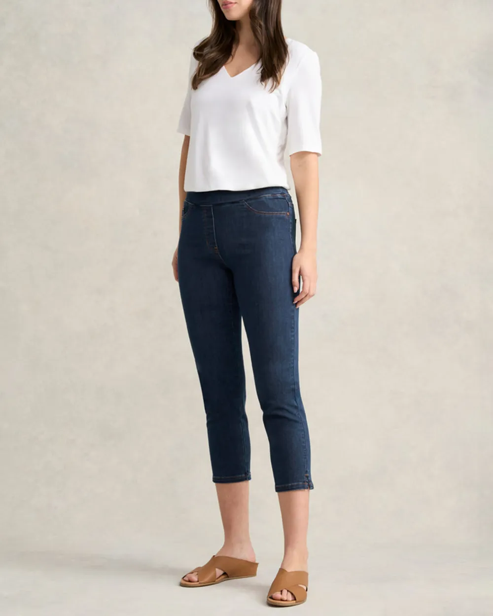 Cropped Pants For Chic Minimalist Style