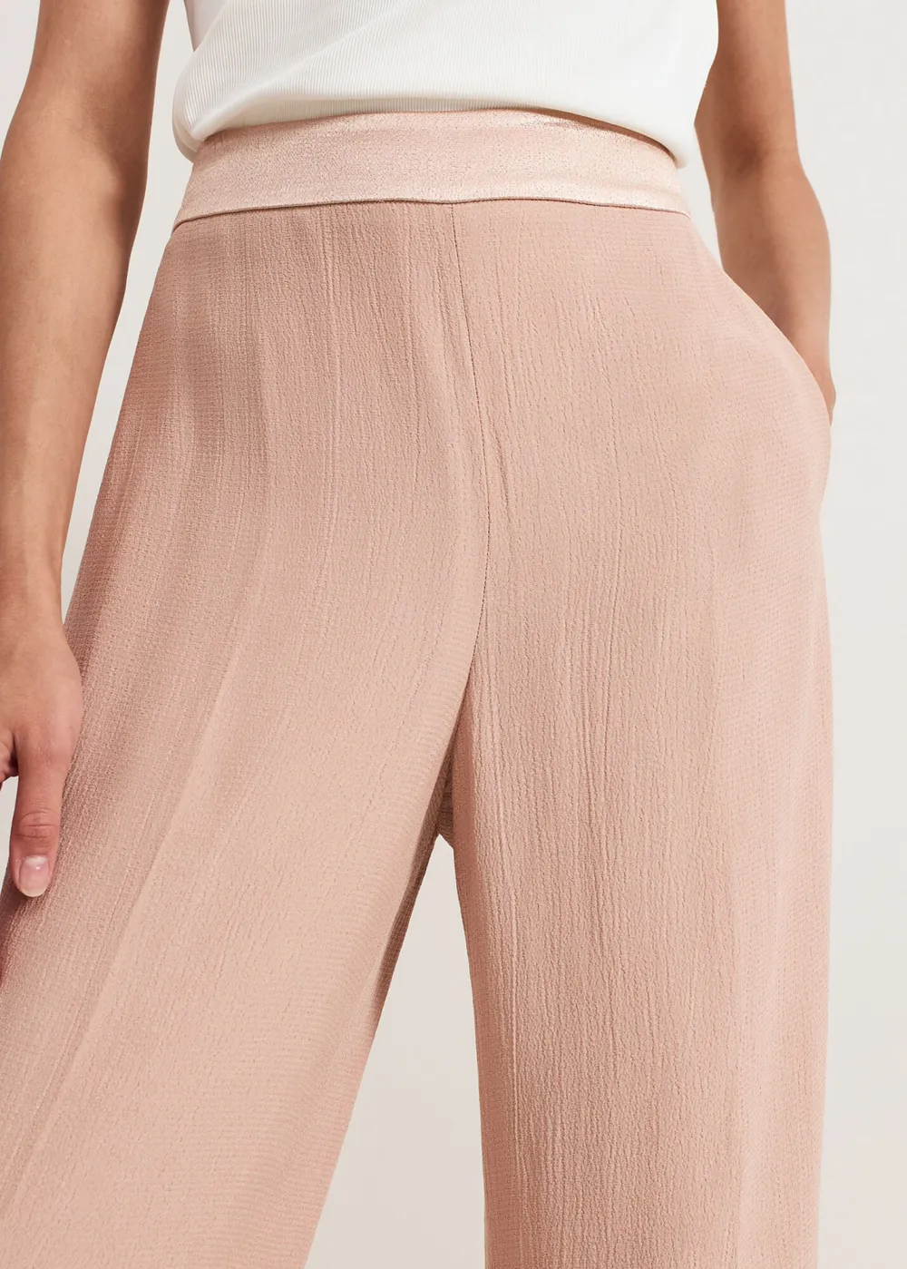 Breathable Pleated Straight Pants