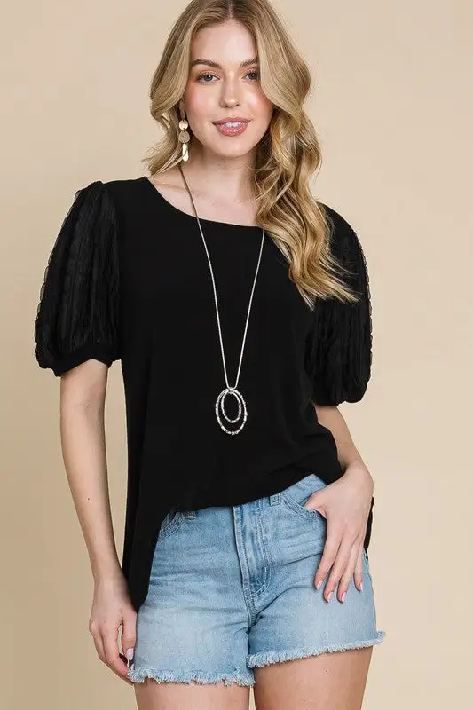 Brienna Top with Contrast Sleeves in Black | URBAN ECHO SHOP