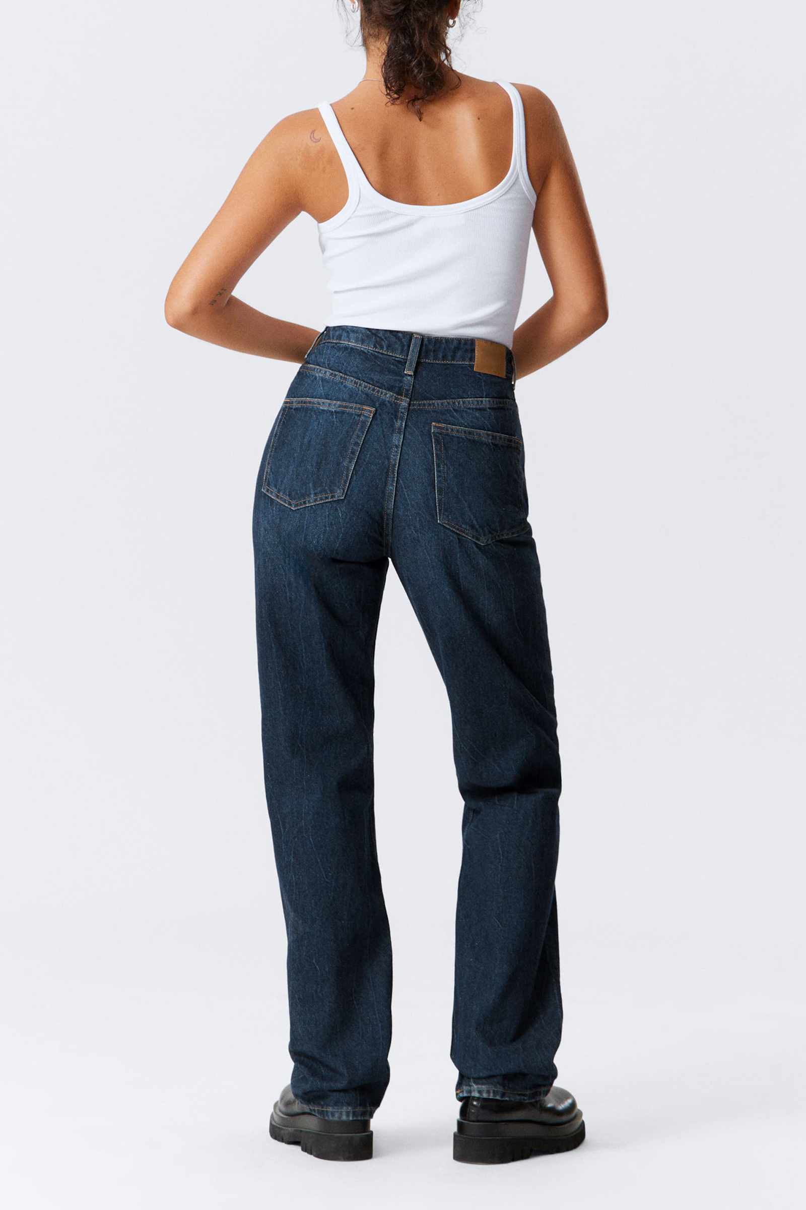 High Rise Jeans With Pockets