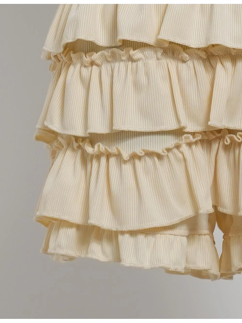 Bow Elastic Waist Lace Trim Tiered Ruffle Mini Shorts