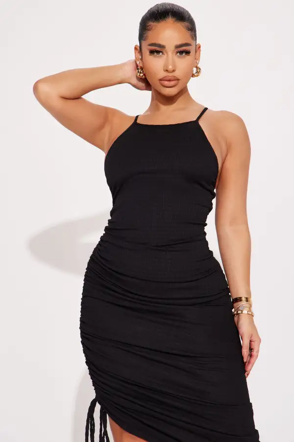 Talia Textured Maxi Dress - Black