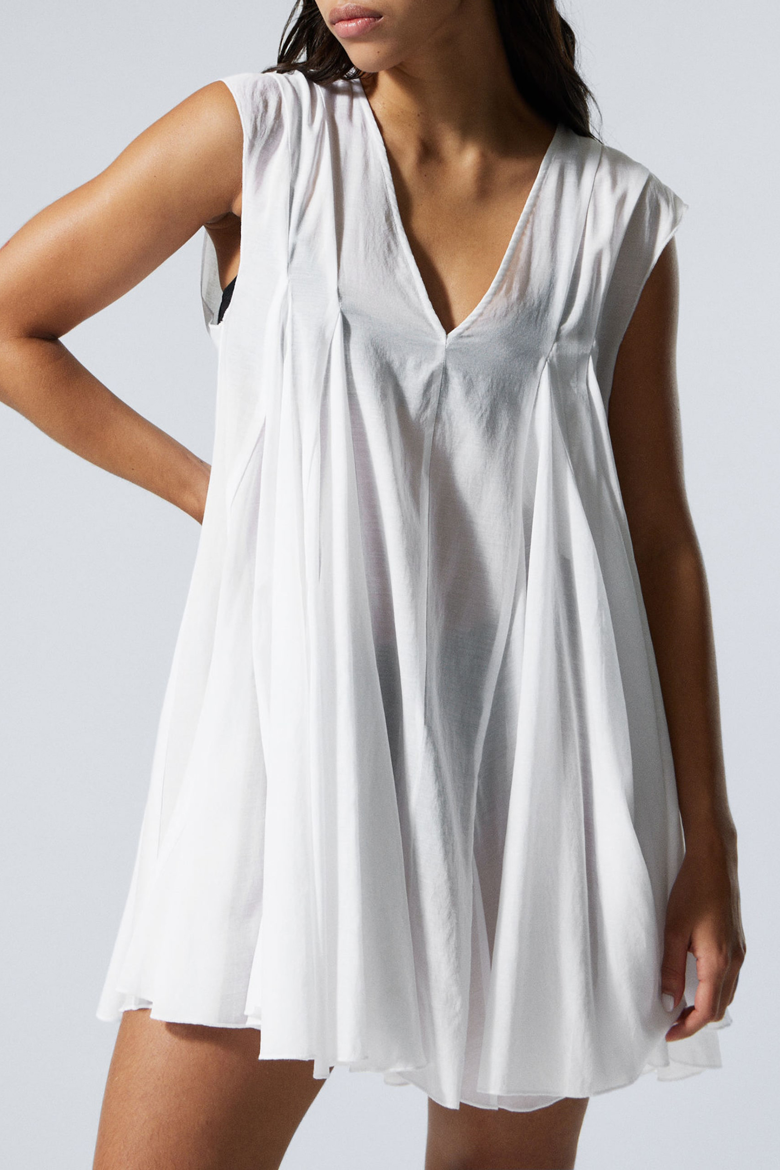 High-Low V-Neck Sleeveless Dress